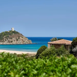 5* Üdülőközpont Baia Di Sardinia, Curio Collection By Hilton